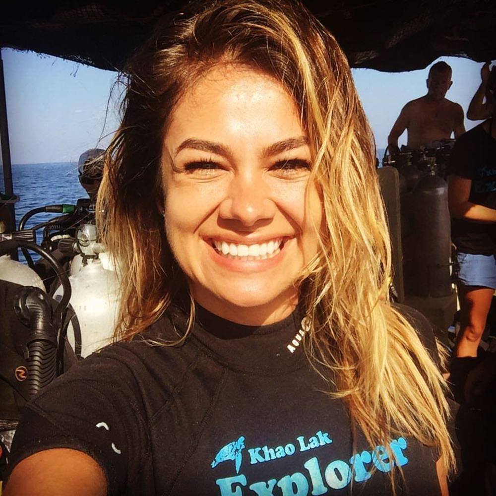 Meet your Posher, Neira